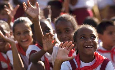 Cuba, á cabeza de América Latina en atención social e educación