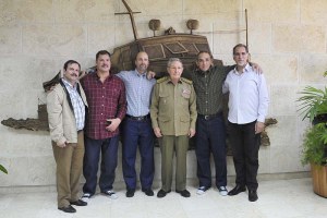 Os Cinco, en casa con Raúl. Un triunfo da dignida e a resistencia de Cuba e unha festa para o país.