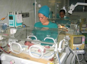 O esforzo de Cuba proba que o acceso e cobertura universais de asisitencia médica son condición para o éxito. (Foto de Miguel Febles Hernández) 