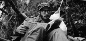 Na Serra Maestra, Fidel coidaba que o combate da ilustración era tanto o máis importante ca o das armas.